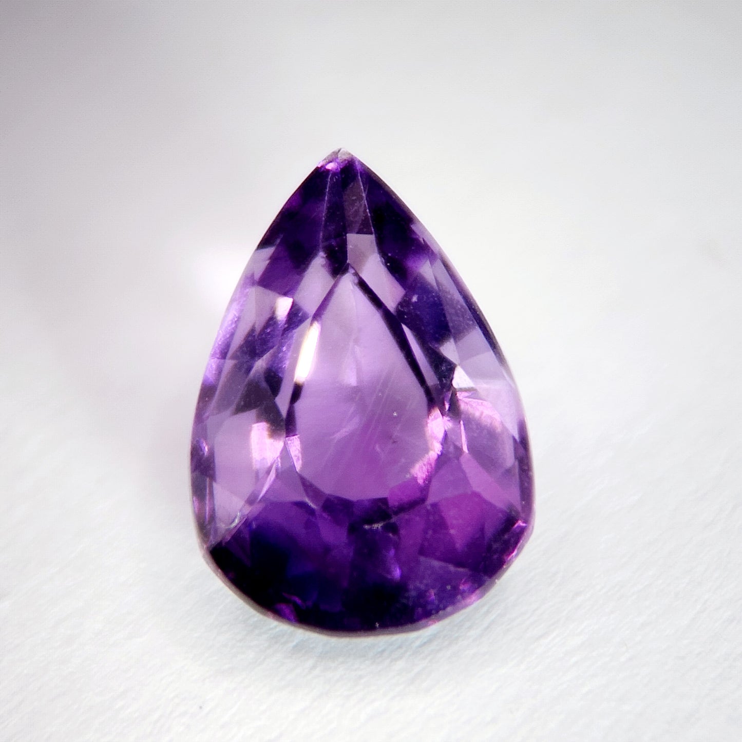 Amethyst - Fine step Cut | 3.33 Carat