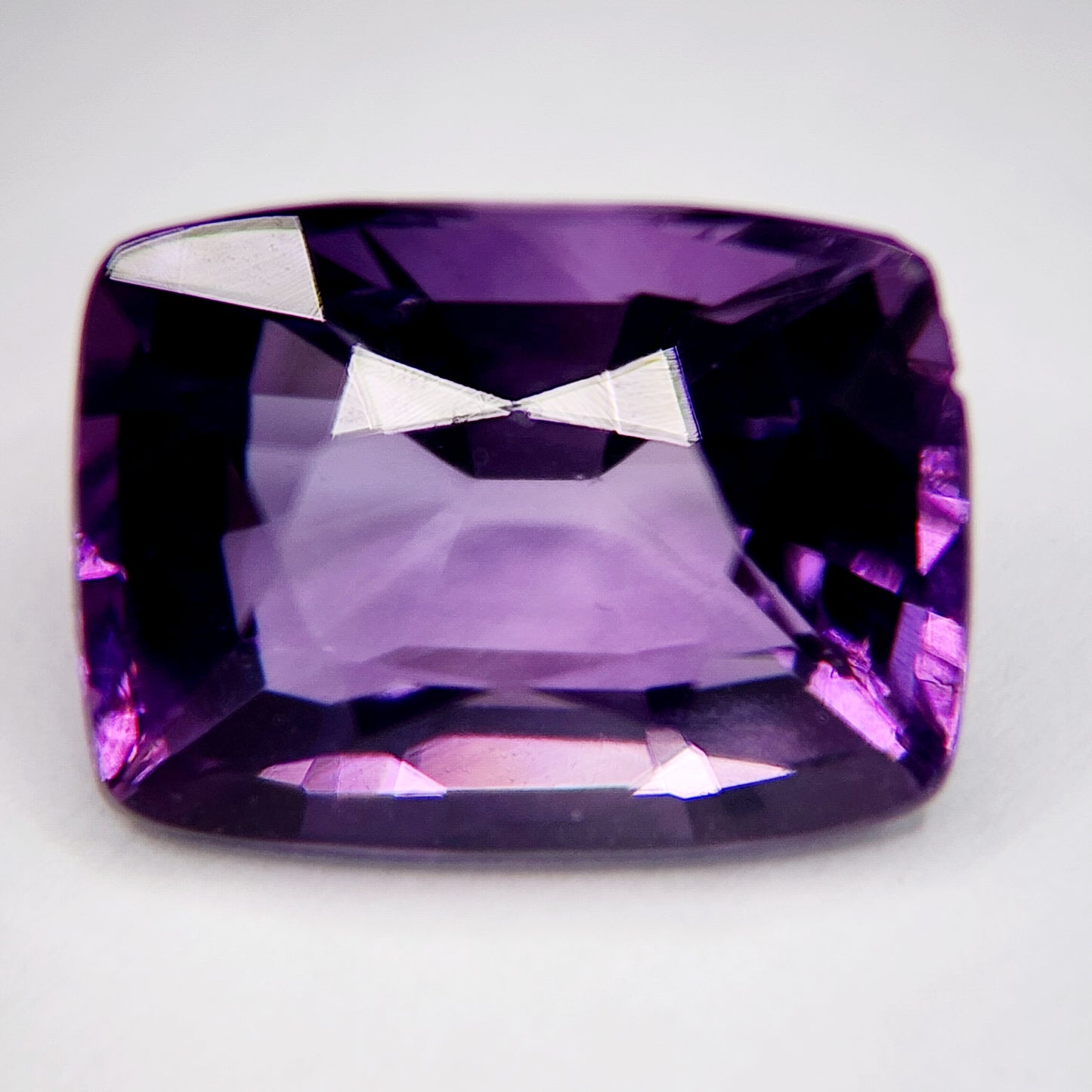 Amethyst - Fine step Cut | 3.44 Carat