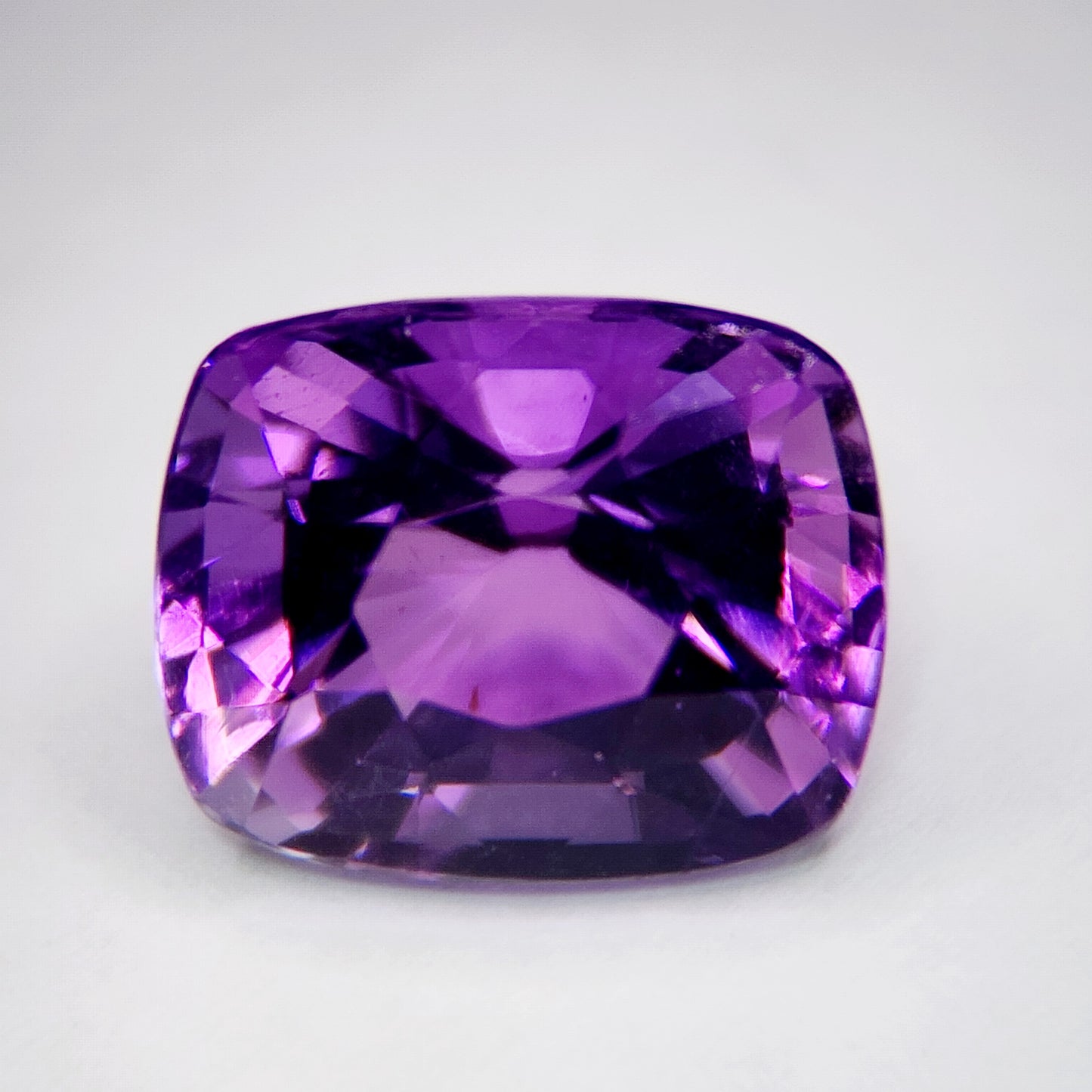 Amethyst - Fine step Cut | 4.26 Carat