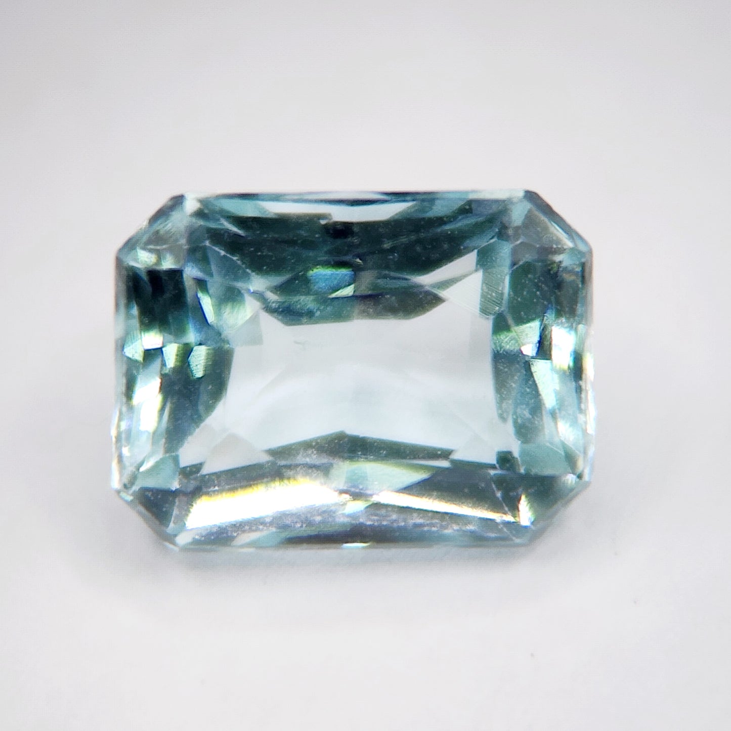 Aquamarine - Fine step Cut | 2.11 Carat