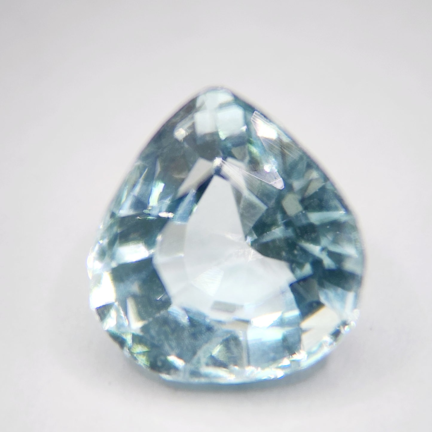 Aquamarine - Fine Step Cut | 1.89 Carat