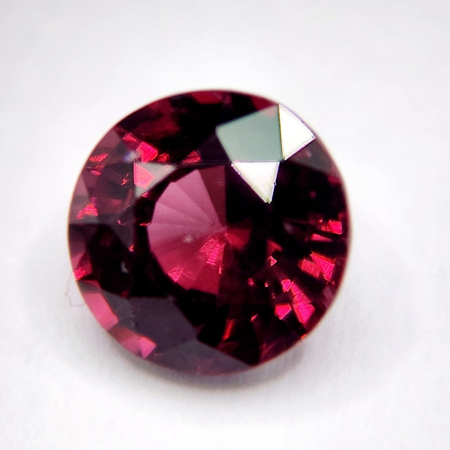 Garnet - Fine Step Cut | 1.76 Carat