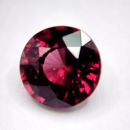 Garnet - Fine Step Cut | 1.76 Carat