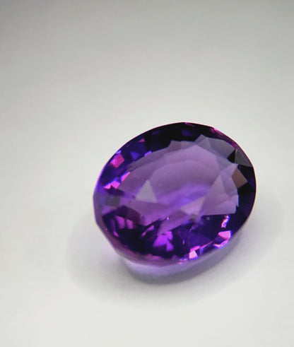 Amethyst - Fine step Cut | 4.26 Carat
