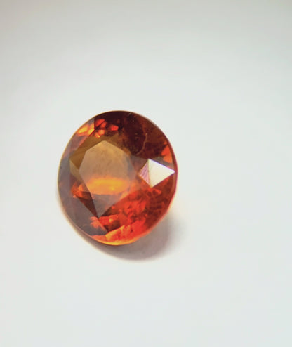 Garnet - Fine step Cut | 2.35 Carat