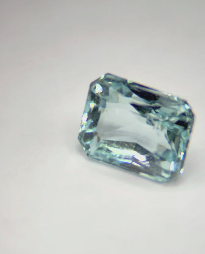 Aquamarine - Fine step Cut | 2.11 Carat